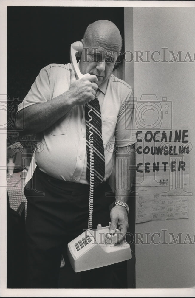 1986 Press Photo Charles Worthington, director of the Cocaine Center, Alabama - Historic Images