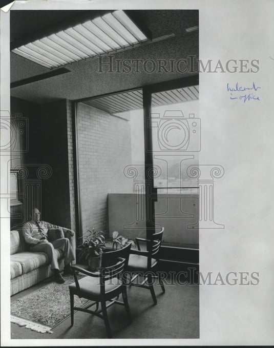 1980, Judge Roger Halcomb's New Office, Courthouse Annex, Alabama - Historic Images