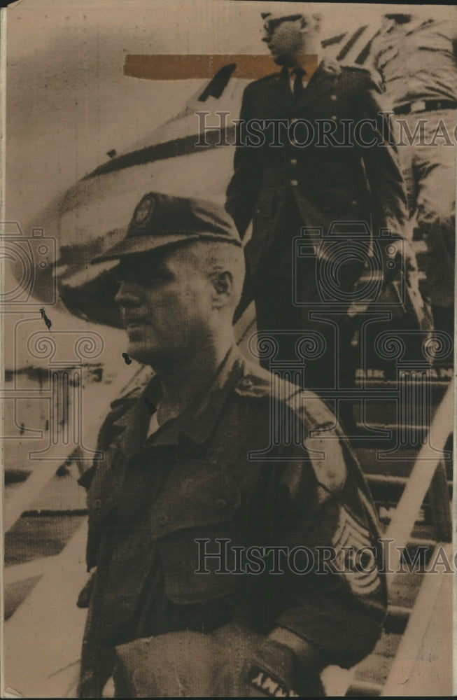1965, Alabama Sergeant Major William Wooldridge Arrives in Vietnam - Historic Images