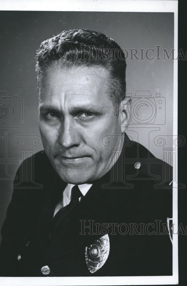 1966 Press Photo Captain George Wall, Birmingham Police Department - abna19552 - Historic Images