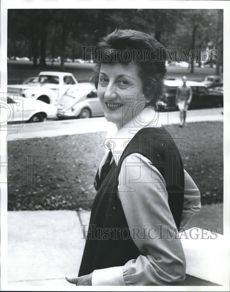 1969 Press Photo Mrs. Ruth Zoellner, Affairs Director, University of Alabama-Historic Images