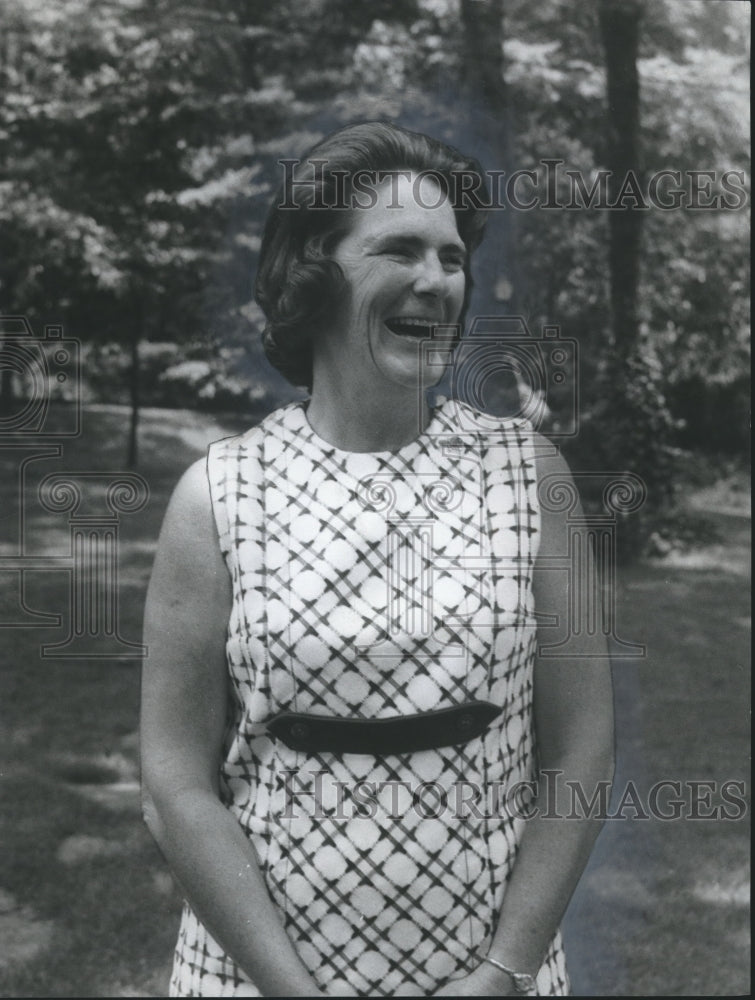 1969 Press Photo Mrs. Henry B. Yeilding - abna19600-Historic Images