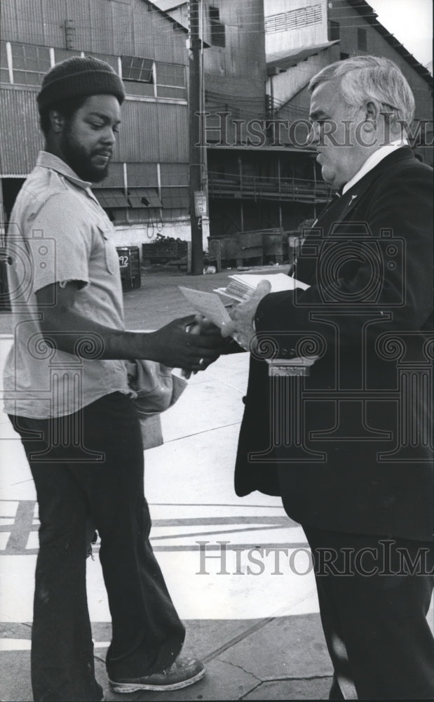 1975 Russell Yarbrough & Stockham plant worker, City Council, AL-Historic Images