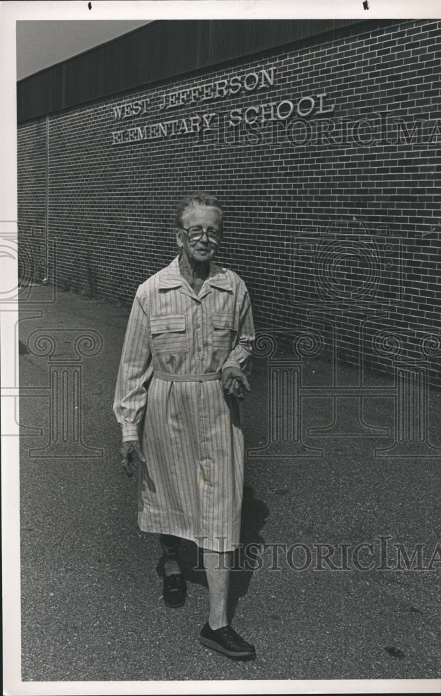 Press Photo West Jefferson Elementary School - Theona Youngblood, Teacher - Historic Images