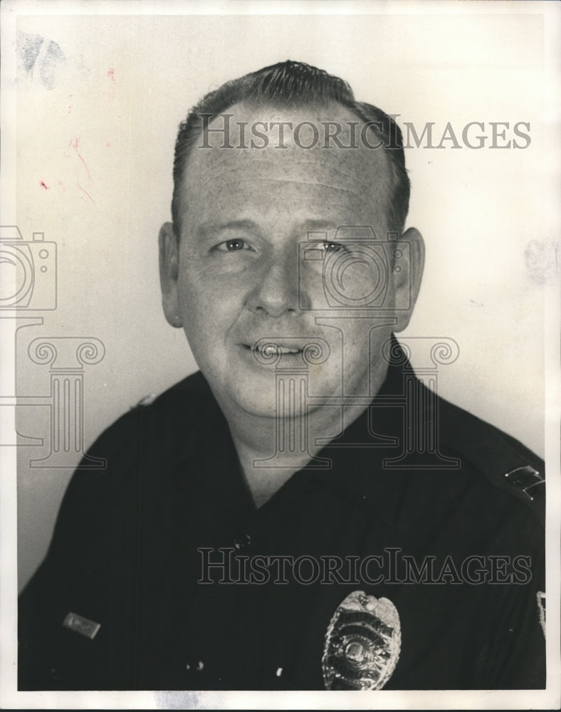 1970 Press Photo Captain William Wilson, Birmingham Police Department, Alabama - Historic Images