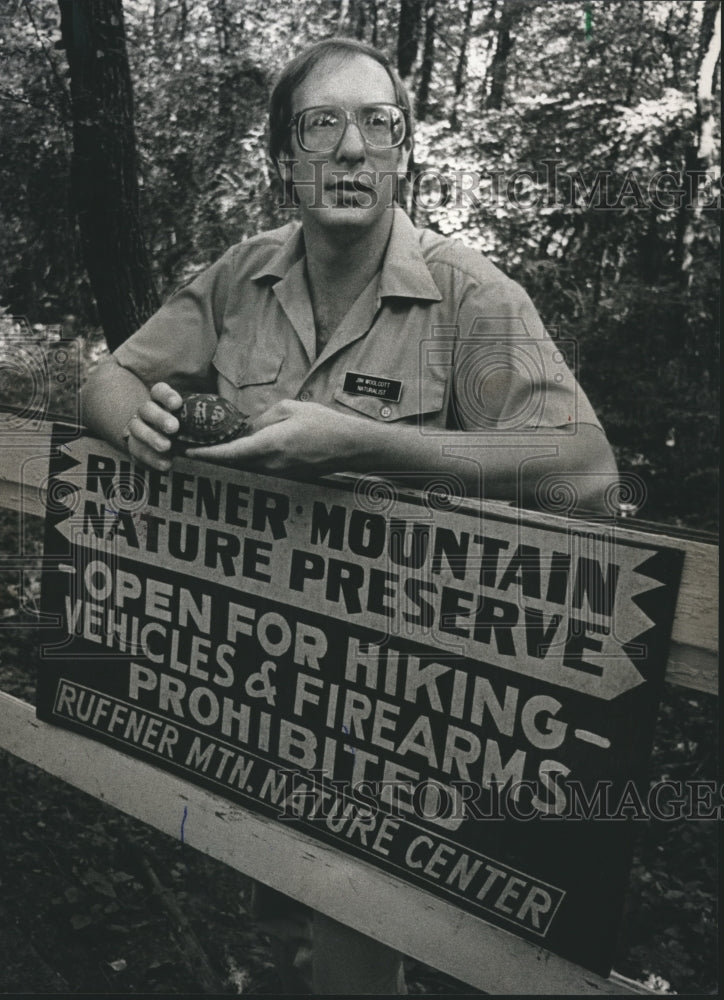 1982, Jim Woolcott, Naturalist, Ruffner Center, Birmingham, Alabama - Historic Images