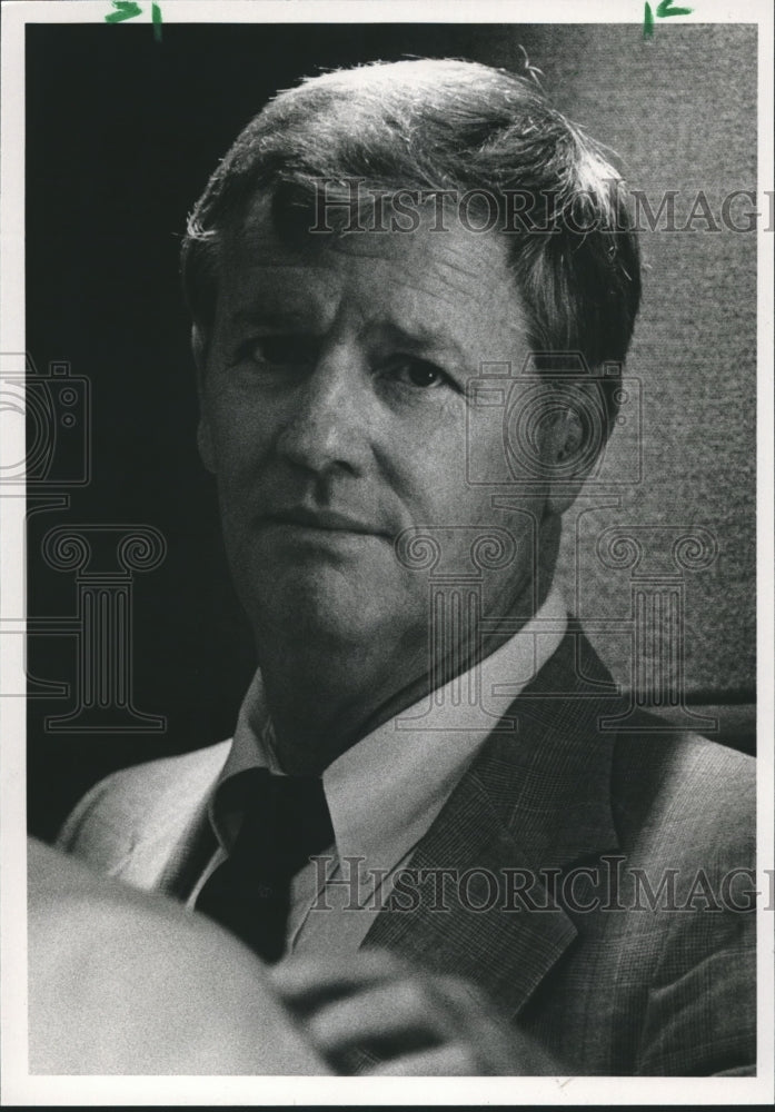 1987, Red Walker, Council aide, Alabama - abna19885 - Historic Images