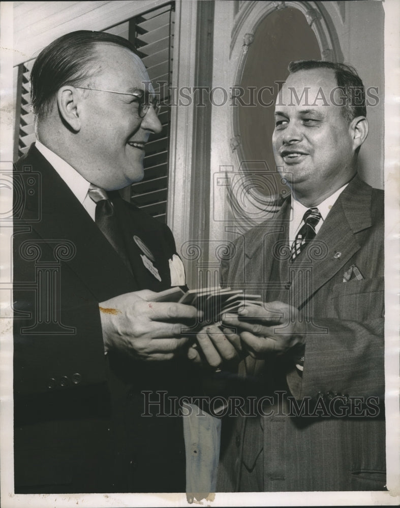 1950 Press Photo Coaches prepare for game to benefit Crippled Children's Clinic - Historic Images