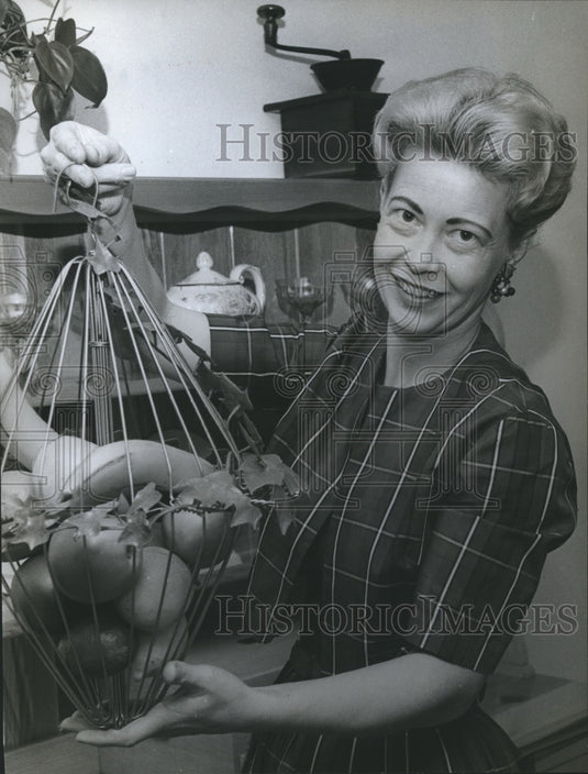 1963, Mrs. E. Doug Wyatt with Coat Hanger Hobby Project - abna19959 - Historic Images