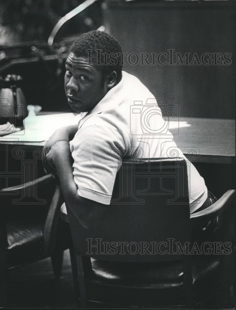 1984, Stanley Wilson in a courtroom - abna19993 - Historic Images