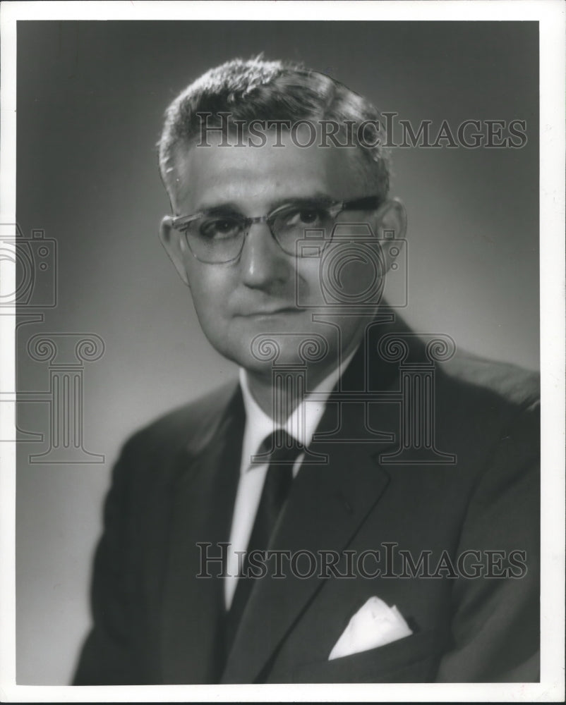 1966 Press Photo Joe Vance, Blue Cross Blue Shield, Alabama - abna20154 - Historic Images
