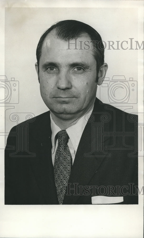 Press Photo Jonathan H. Vance, Mercy Hospital Administrator - abna20155 - Historic Images