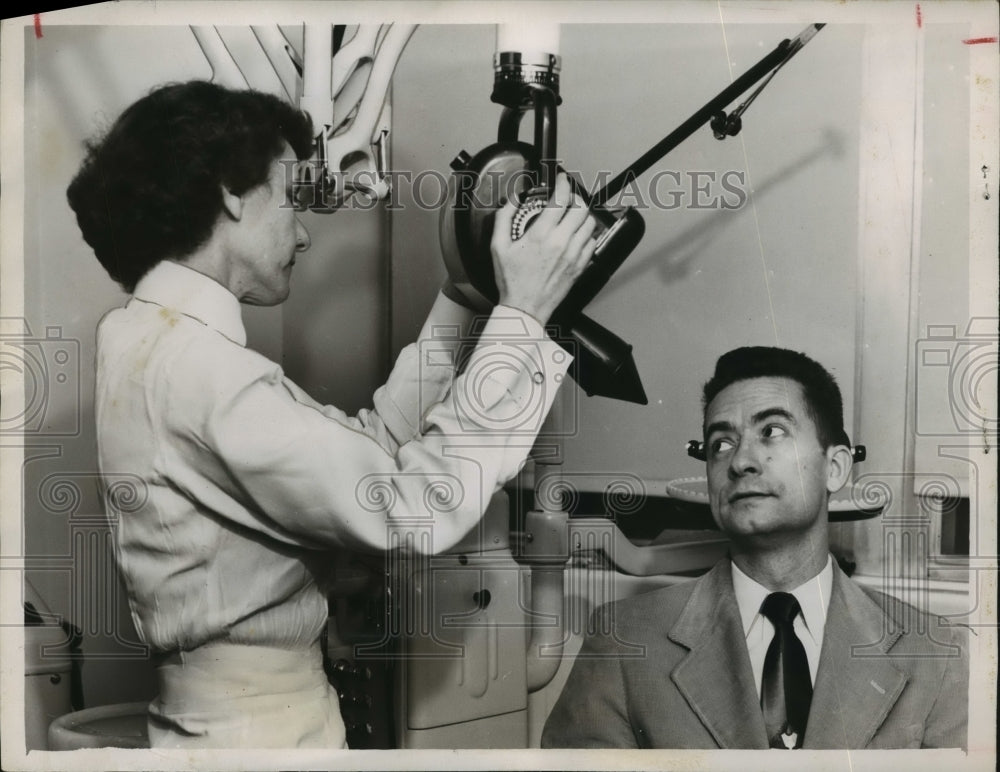 1953, Patient at Veterans Hospital dental clinic in Birmingham - Historic Images