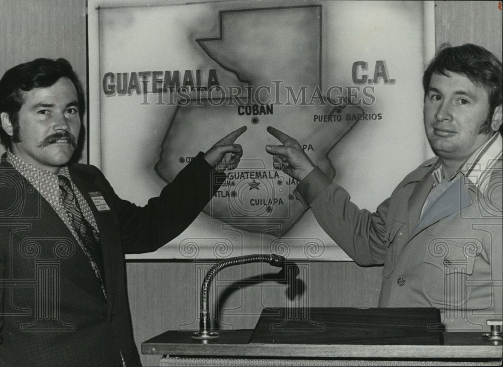 1975 Press Photo Ben Bingham, President of Birmingham-Coban Partners and Other - Historic Images