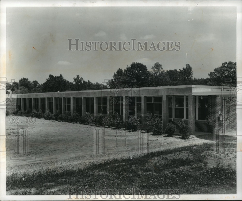 1960 Press Photo McElwain Baptist educational building, Birmingham - abna20344 - Historic Images