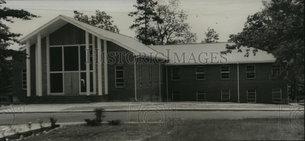 1954 Press Photo Shades Mountain Baptist church in Birmingham, Alabama - Historic Images