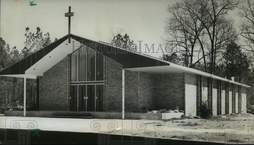 1983 Birmingham, Alabama Churches: Catholic Saint Peter's - Historic Images