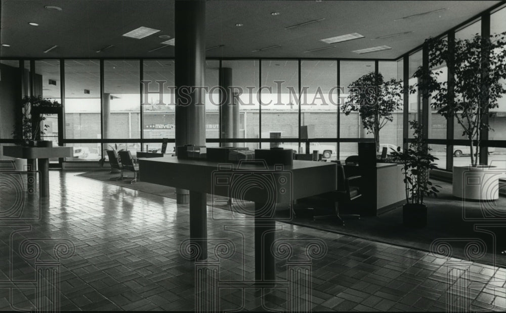 1982 Birmingham, Alabama, Buildings: Iron and Steel Credit Union - Historic Images