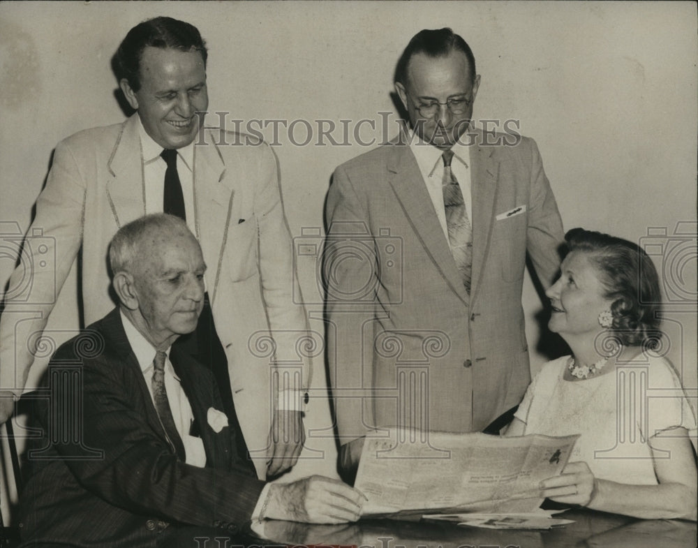 1969 Press Photo Writers at Alabama Writers Conference - abna20622 - Historic Images