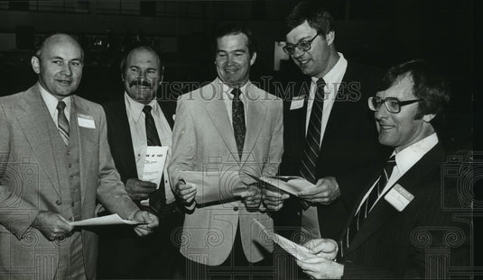 1981 Pelham High Appreciation Night Attendees - Historic Images