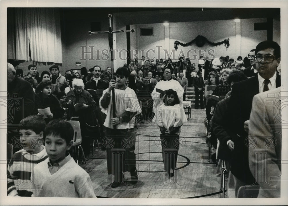 1989, Saint Aloysius mass in Catholic Church in Bessemer, Alabama - Historic Images