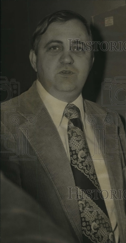 1976 State Senator Bobby Weaver - Historic Images