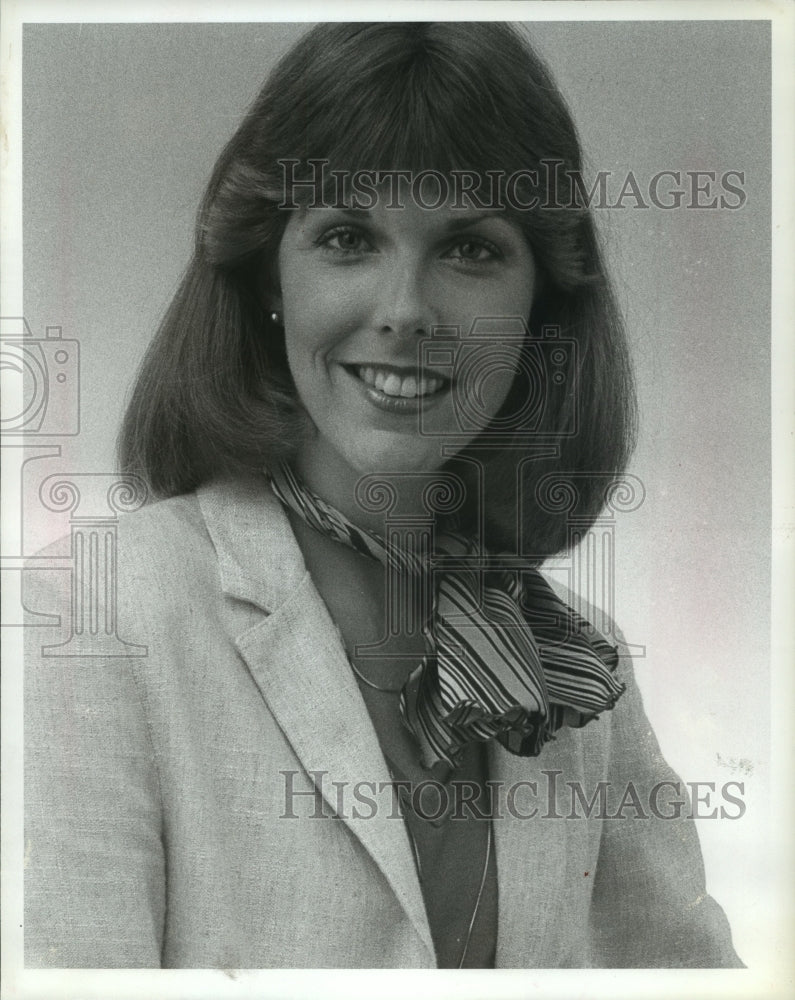 1982 Colleen Bates of Channel 6 - Historic Images