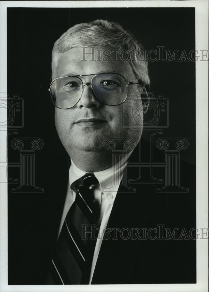 1995 Press Photo Carl Bates, &quot;Birmingham News&quot; Inside News Staff, Alabama - Historic Images