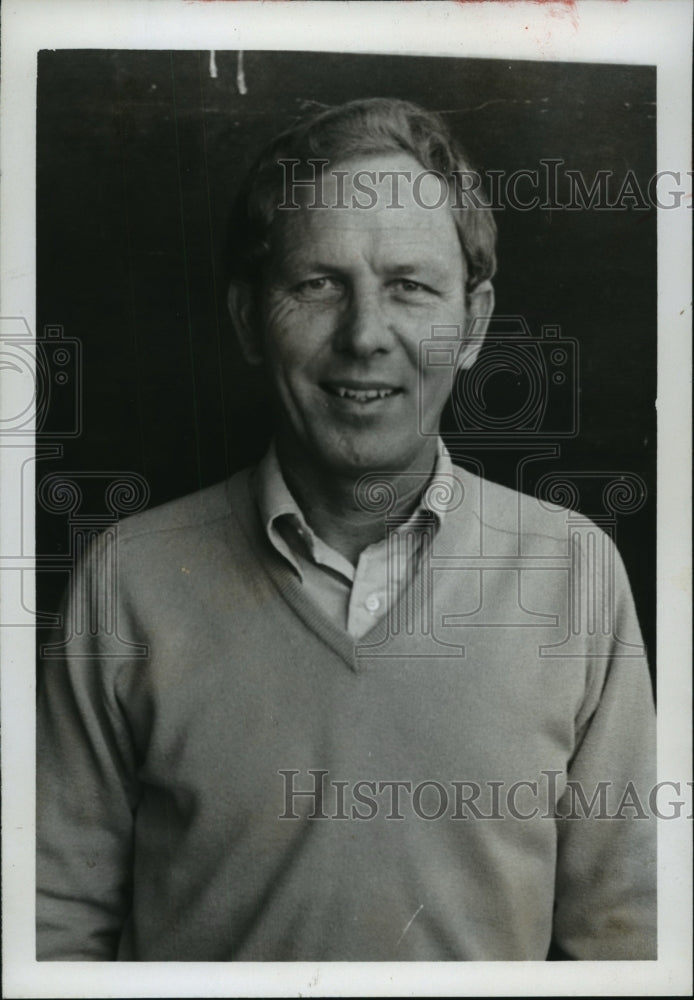 1975 Press Photo Superintendent Gene Baston, Birmingham Country Club, Alabama - Historic Images