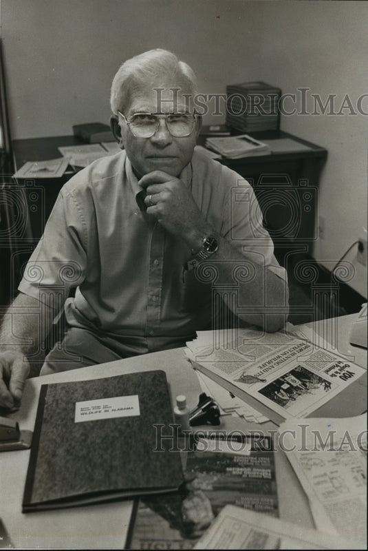 1989 Wildlife Biologist Robert Waters - Historic Images