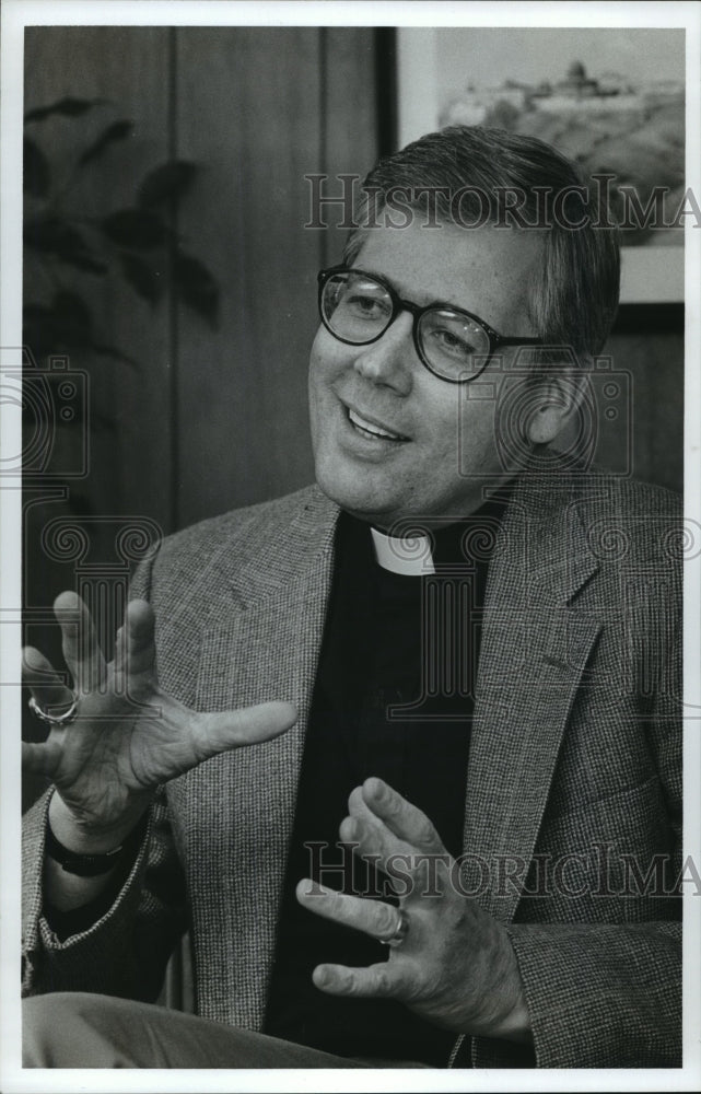 1992, Reverend Sid Burgess - abna21122 - Historic Images