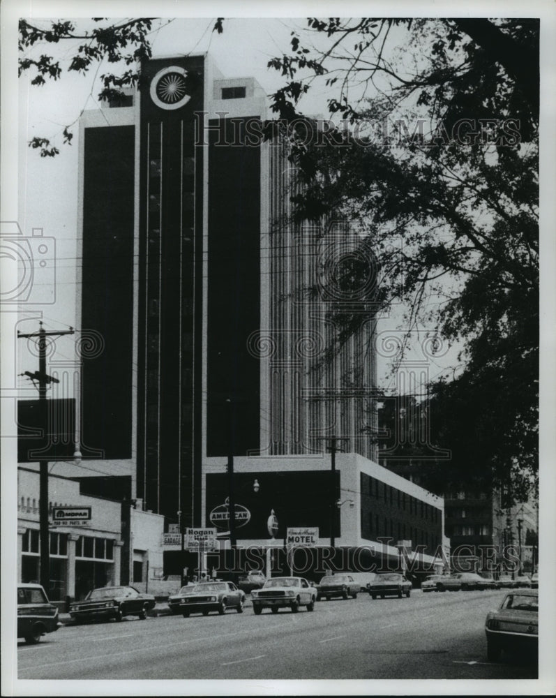 1968 Press Photo Central Bank and Trust Company, Birmingham, Alabama - abna21364 - Historic Images