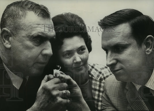 1969 Press Photo W. W. Berryman, team members of the Clean-up campaign, Alabama - Historic Images