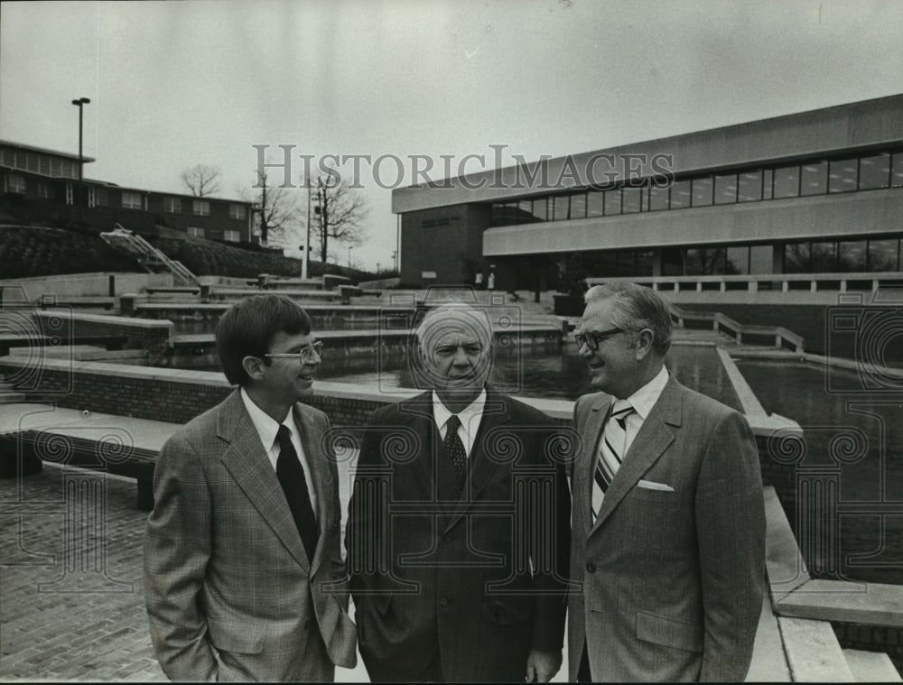 1980 Berte, Monaghan and Bunn on &#39;Southern campus, Alabama-Historic Images