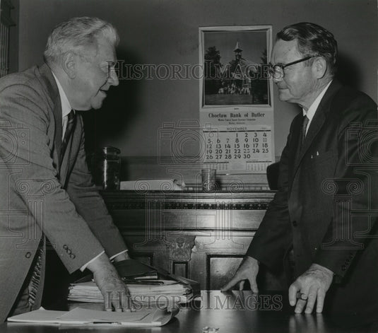 1961 Press Photo Attorneys Roderick Beddow, D.R. Coley - abna21521 - Historic Images