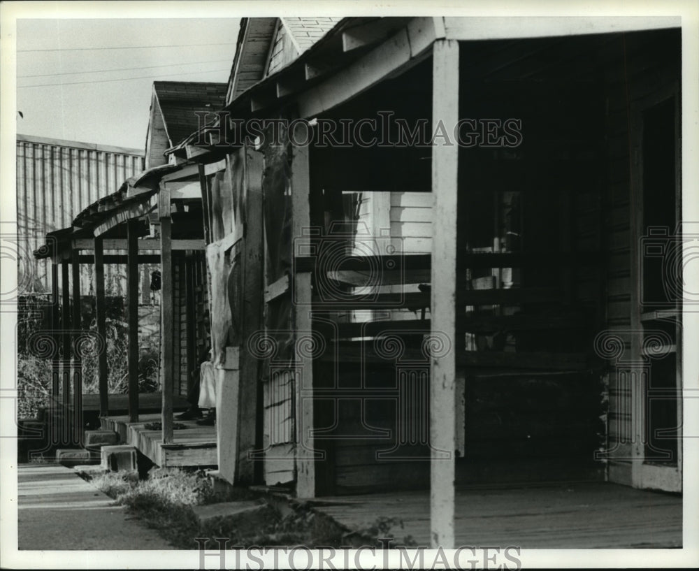 1981 Row Housing in North Birmingham, Alabama - Historic Images