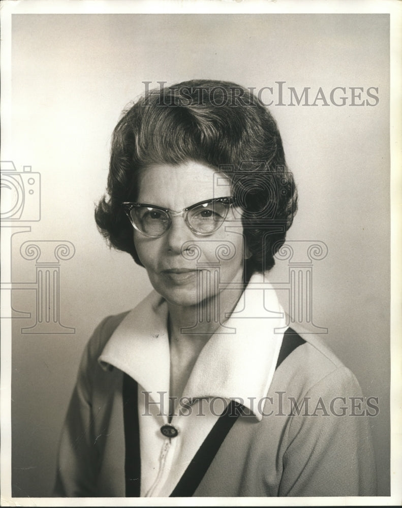 1971 Mrs. Sarah Brown, Metropolitan BPW President, Clubwoman - Historic Images