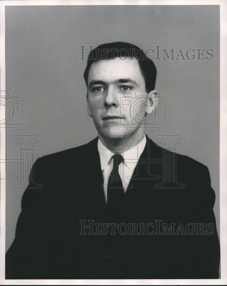 1967 Press Photo James Beaird of Birmingham Trust National Bank - abna22078 - Historic Images