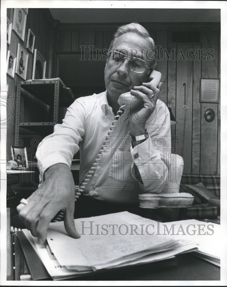 1976 Bill Brown, Corporate Recruiter - Historic Images