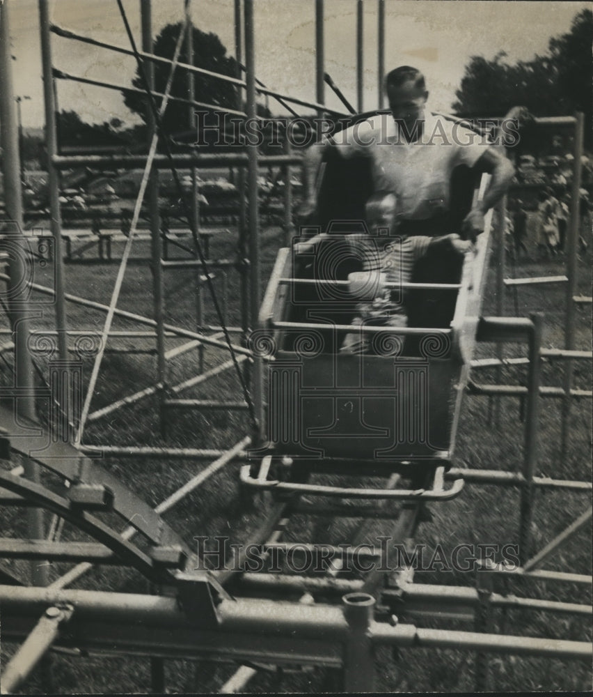 1961 Press Photo Birmingham Parks: Fair - Kiddieland Rides Thrill Kids All Ages - Historic Images