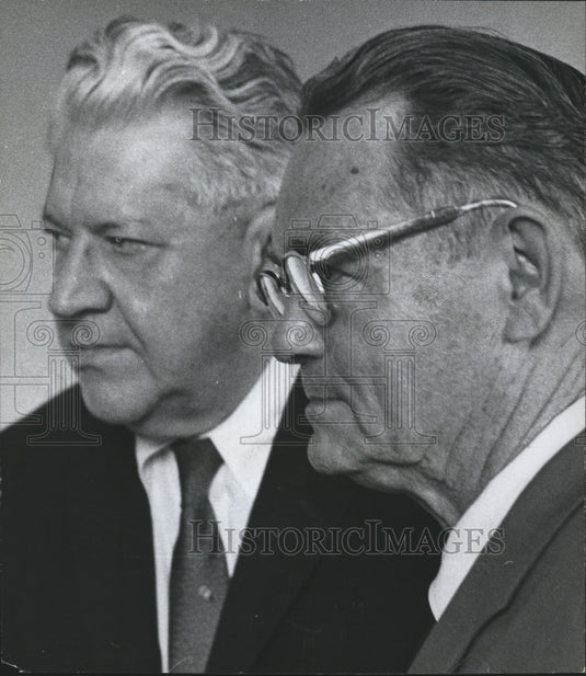 1961 Press Photo Attorneys Roderick Beddow and D. L. Coley - abna22327 - Historic Images