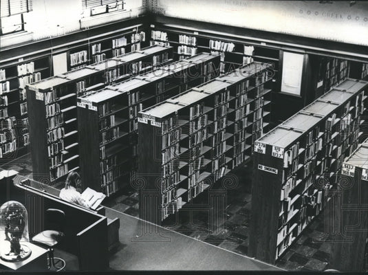 1977, Alabama-Interior of Birmingham's downtown library. - abna22476 - Historic Images