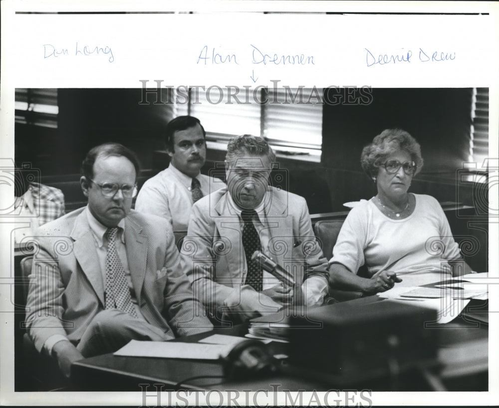 1981 Board of Directors at downtown library, Birmingham, Alabama - Historic Images