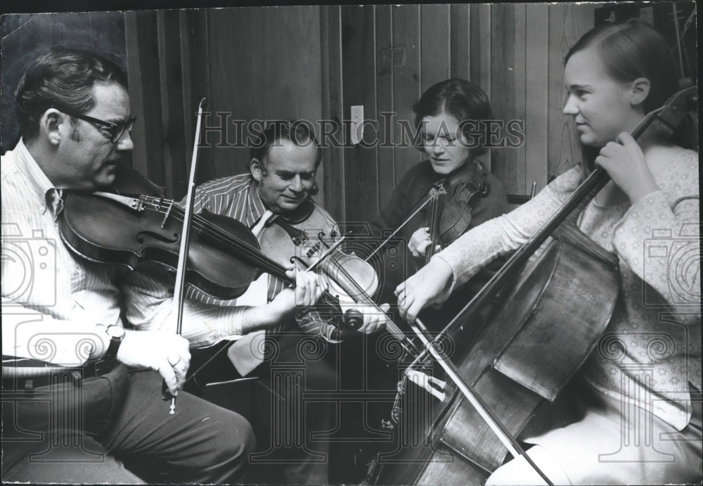 1973, Robert Dean, Harold Wolf, Cynthia Berger, Margaret Ashe - Historic Images