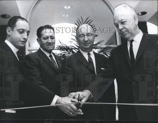 1967 Press Photo Harold Blach, Junior, Leslie Robison, J. E. Wiggins, Others - Historic Images