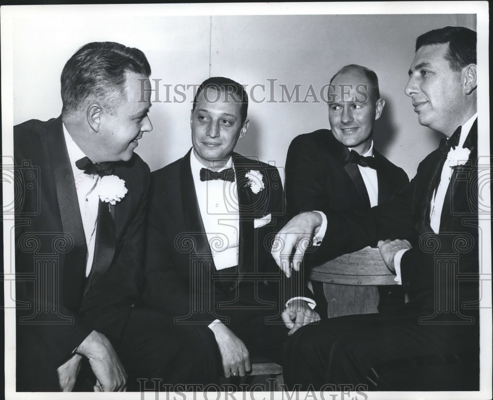 1965 Press Photo Harold Blach Junior, Blach&#39;s Department Store Opening - Historic Images