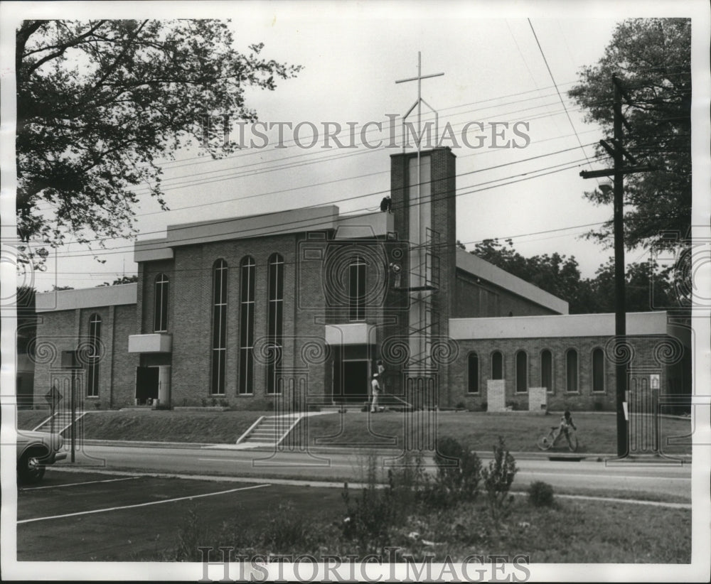 1977, Trinity Baptist Church, Birmingham, Alabama - abna22774 - Historic Images