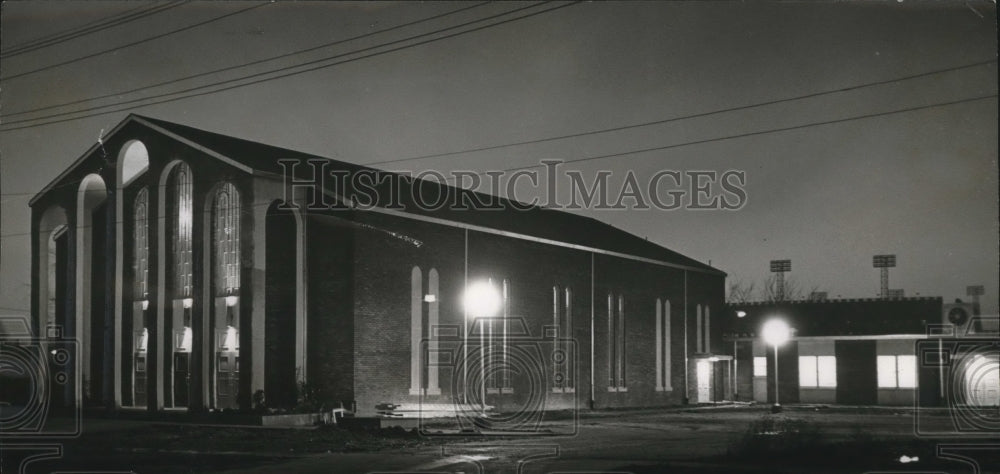 1969 Press Photo Tabernacle Baptist Church, Birmingham, Alabama - abna22777 - Historic Images