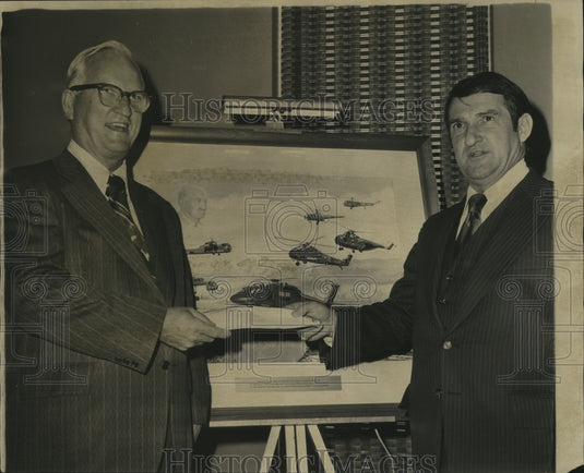 1976, Douglas Brown, Army Aviation Museum Board chairman - abna22863 - Historic Images