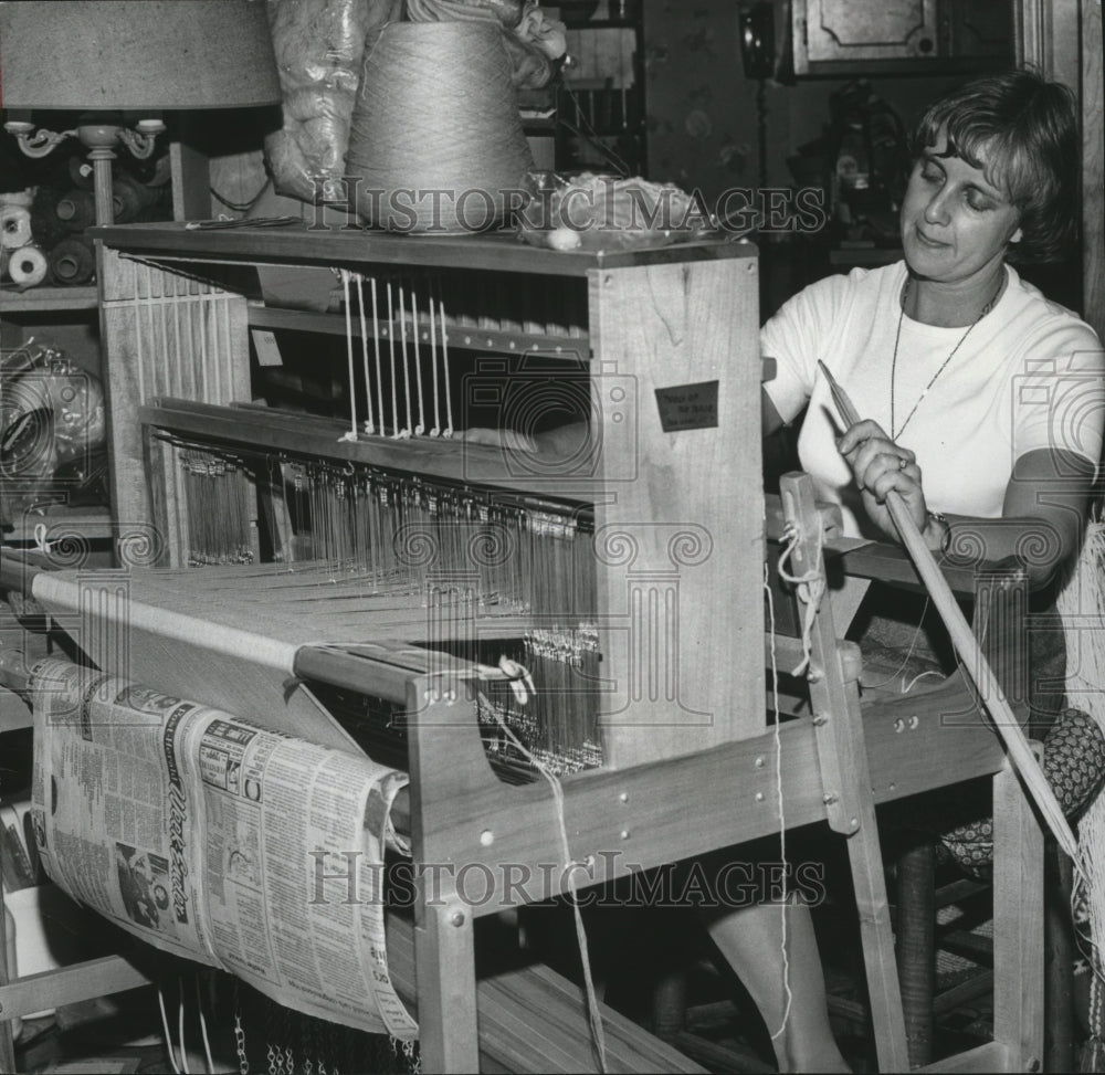 1977 Allis Bennett at Loom, Sidewalk Art Show, Birmingham, Alabama - Historic Images